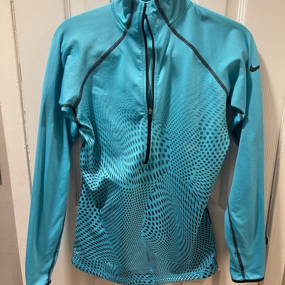 Nike Pro Light Blue Athletic Top - Picture 1 of 8